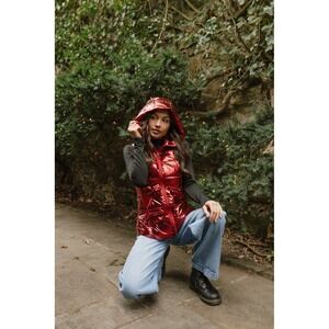 My Anorak Cosmic Metallic Down Vest Womens Small Red Hooded Puffer 50172NCM